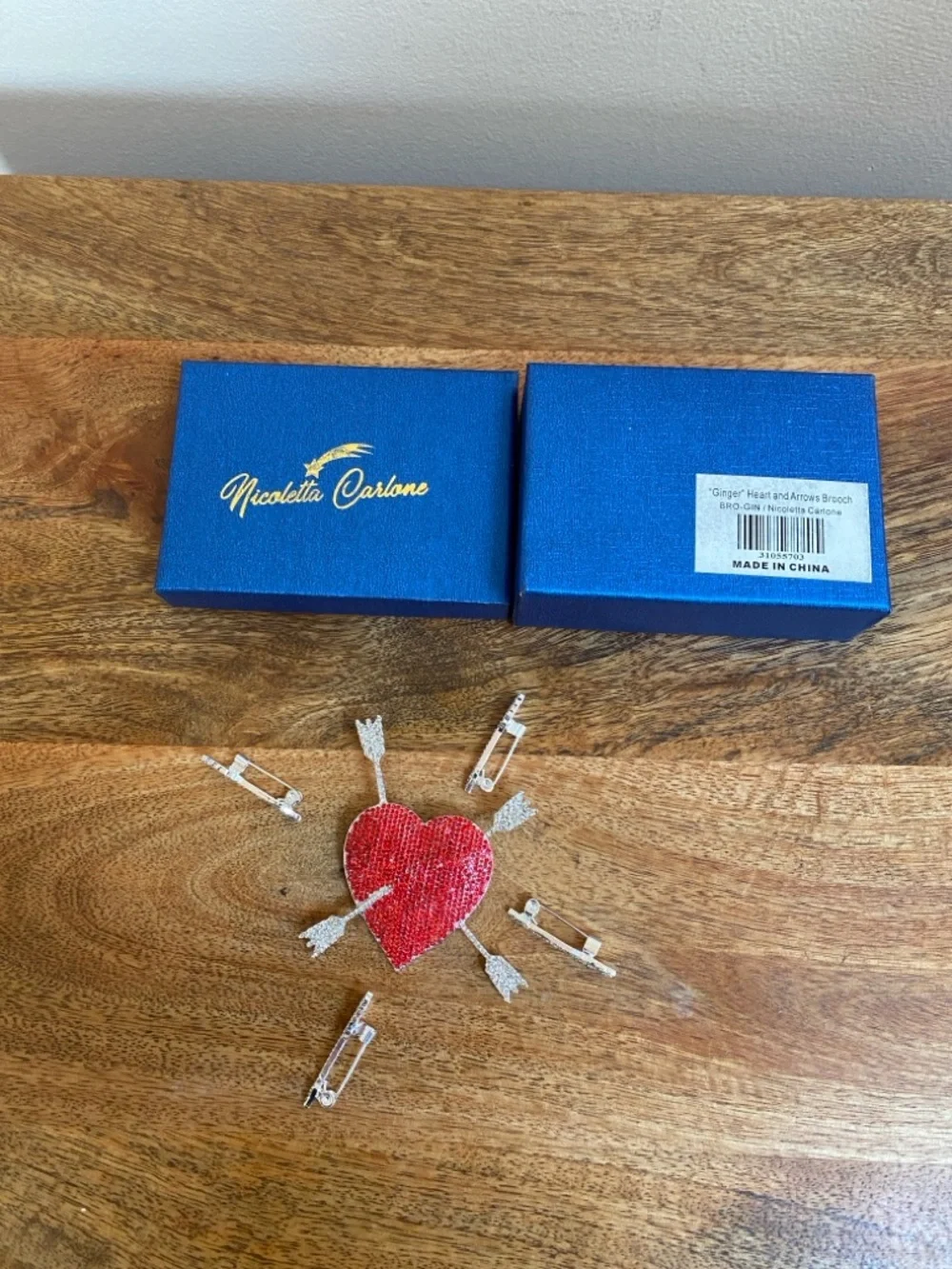 $49 Nicoletta Carlone Ginger Rogers Heart and Arrows Rhinestone Brooch Pin